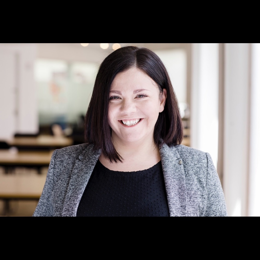 Meet your Posher, Cathy